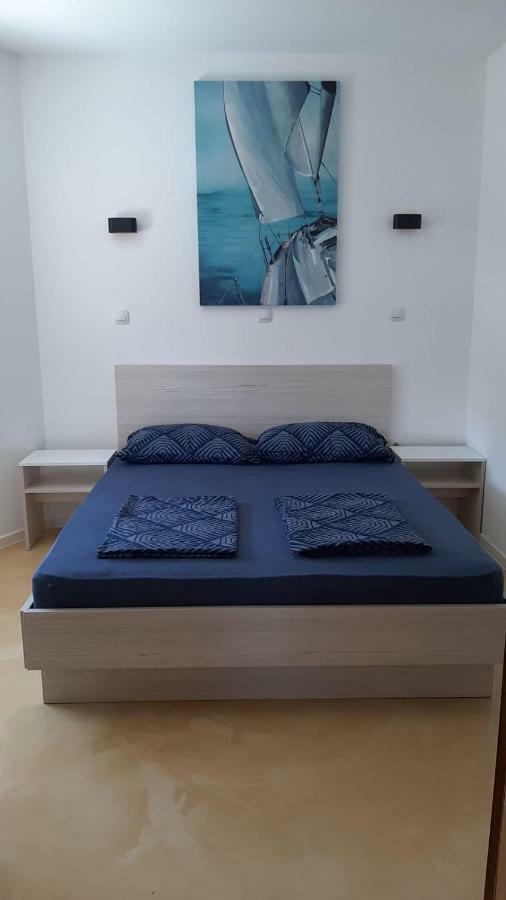 Apartment Mare - Pag Pag Town Eksteriør billede